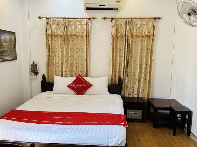 בית מלון כפרי Singharat Boutique House