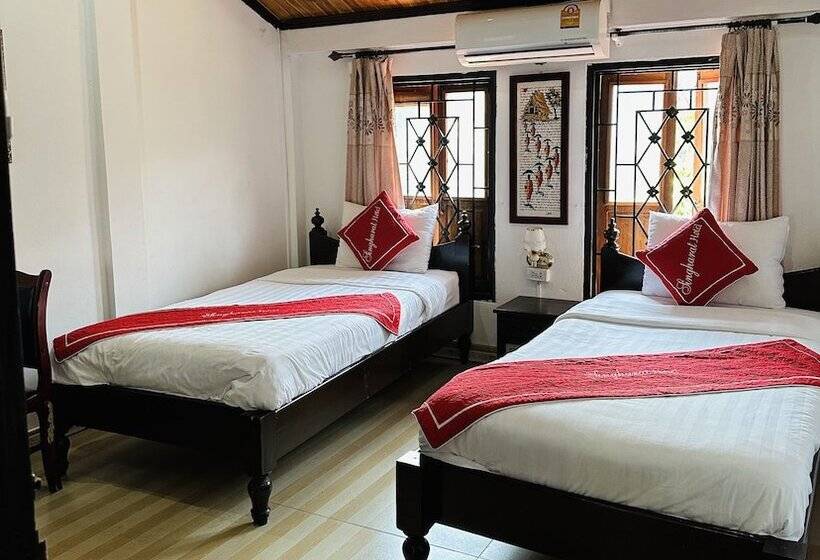 בית מלון כפרי Singharat Boutique House