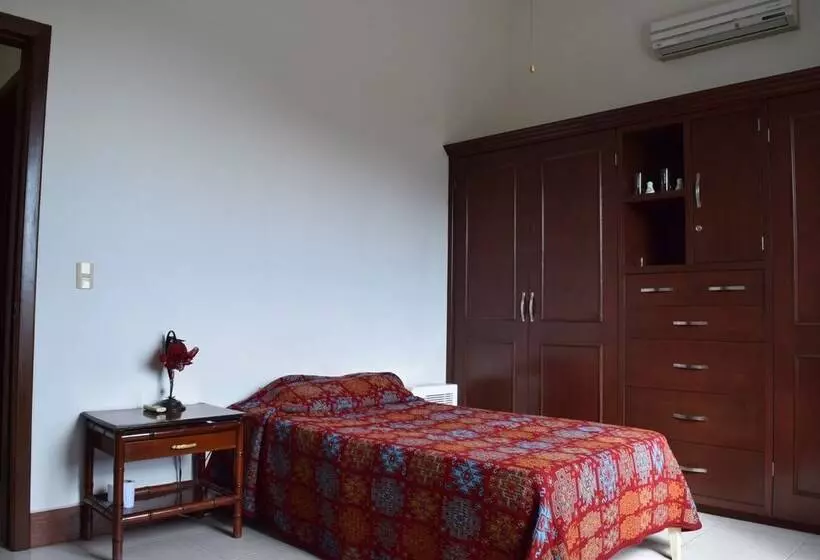 ペンション Casa Compartida En Chipinque