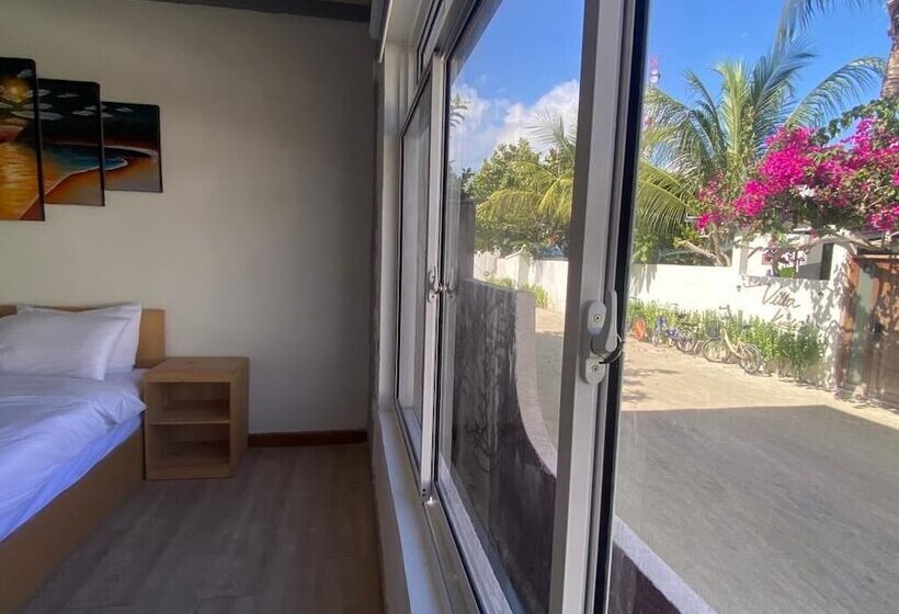 بنسيون Go Surf Maldives