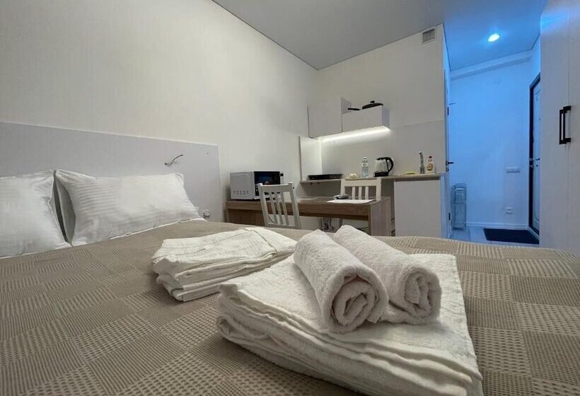 Seven City Apartments