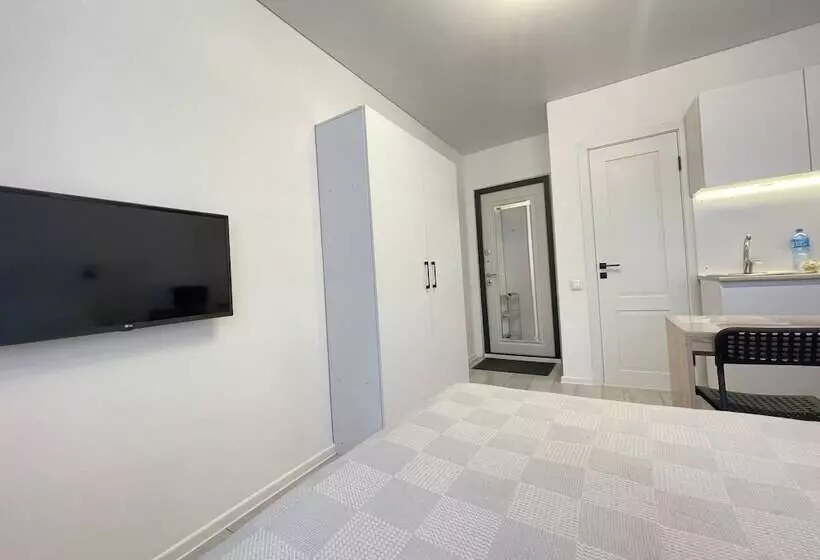 Seven City Apartments