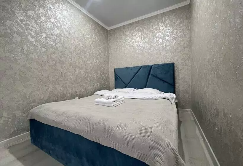 Seven City Apartments