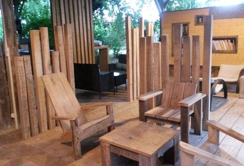 ベッドアンドブレックファースト Arbrakabane