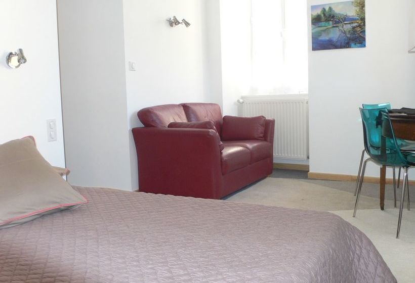 مبيت وإفطار Ermitage De Peyreleau