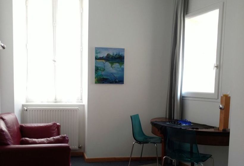 مبيت وإفطار Ermitage De Peyreleau