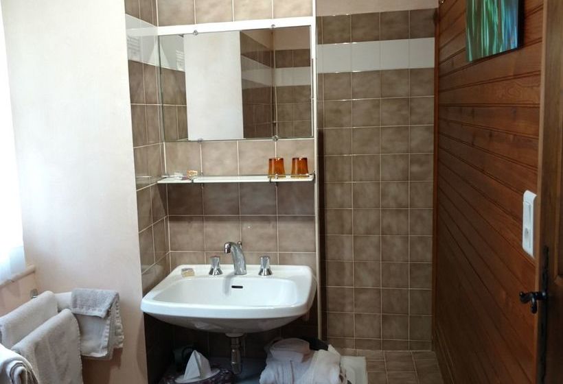 مبيت وإفطار Ermitage De Peyreleau