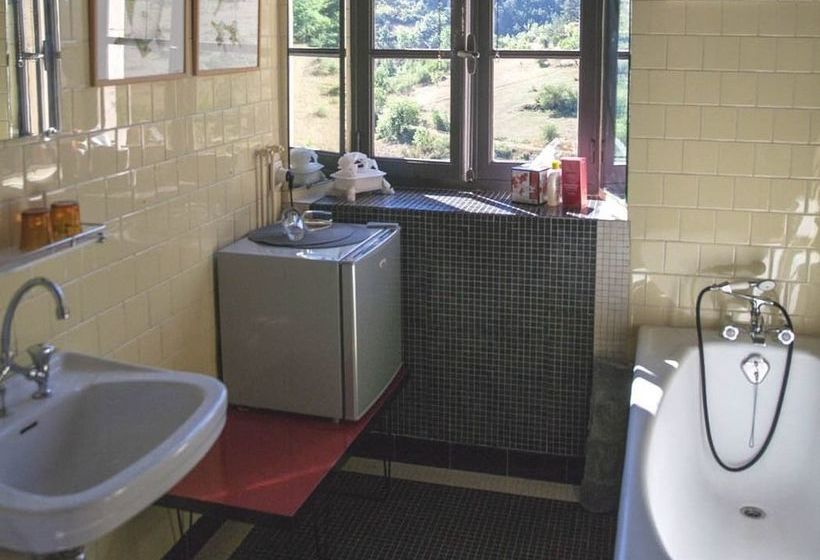 مبيت وإفطار Ermitage De Peyreleau