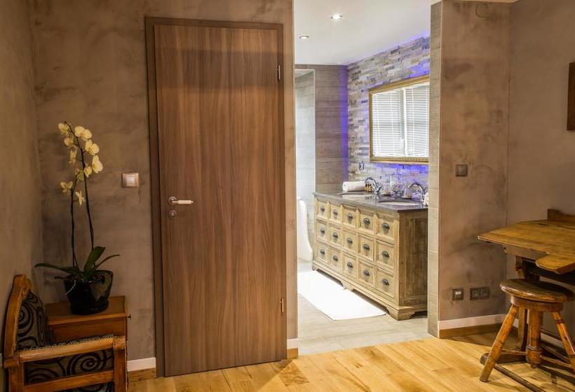 La Vieille Vigne Bed & Breakfast