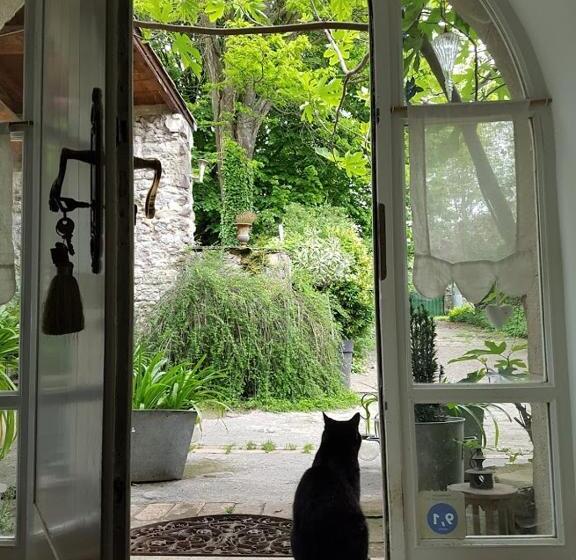 مبيت وإفطار Le Clos De L Ambre