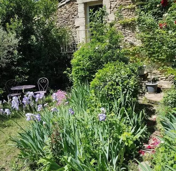 Aamiaismajoitus (B&B) Le Clos De L Ambre