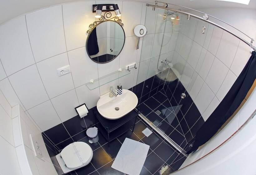 Central Apartments Integrated