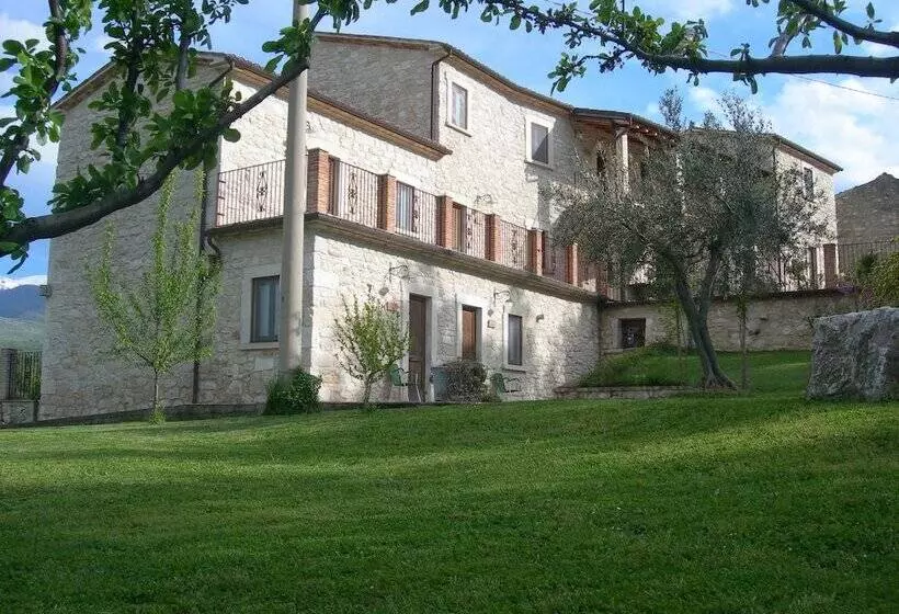 ホテル Agriturismo Borgo San Martino