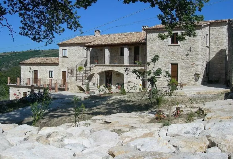 ホテル Agriturismo Borgo San Martino