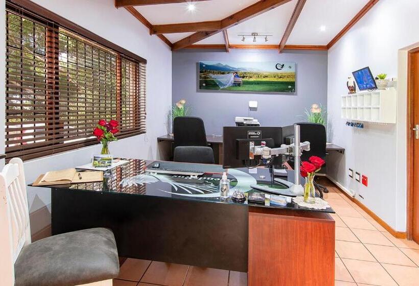 בית מלון כפרי Arendsrus Country Resort