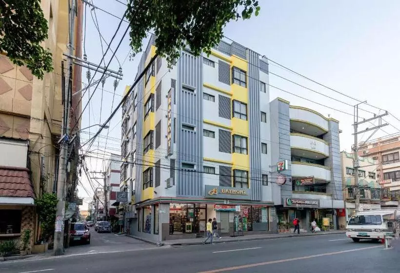 ホテル Baymont Suites & Residences