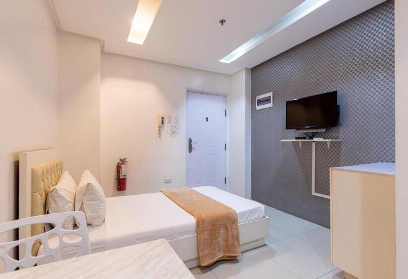 Отель Baymont Suites & Residences