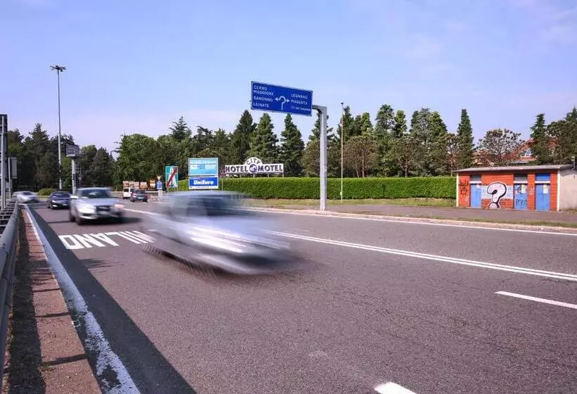 ホテル City Legnano