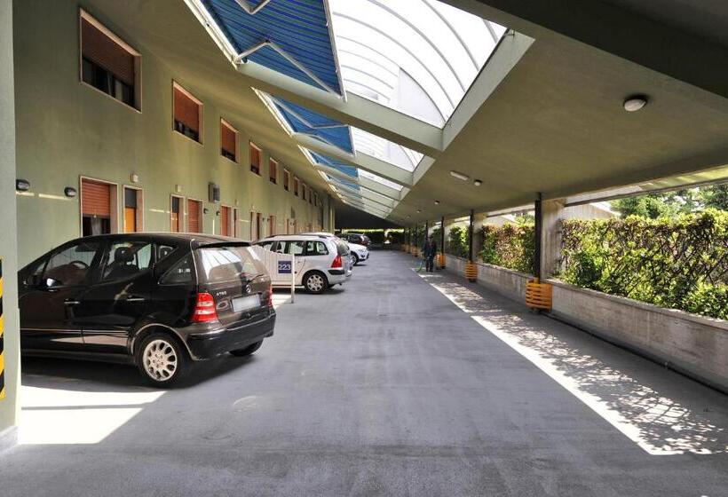 בית מלון כפרי City Legnano