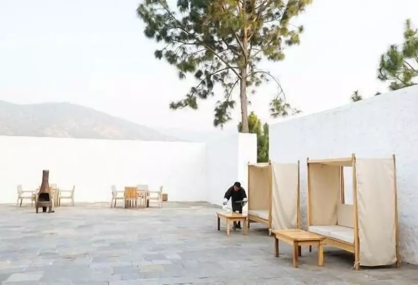 هتل Dhensa Resort