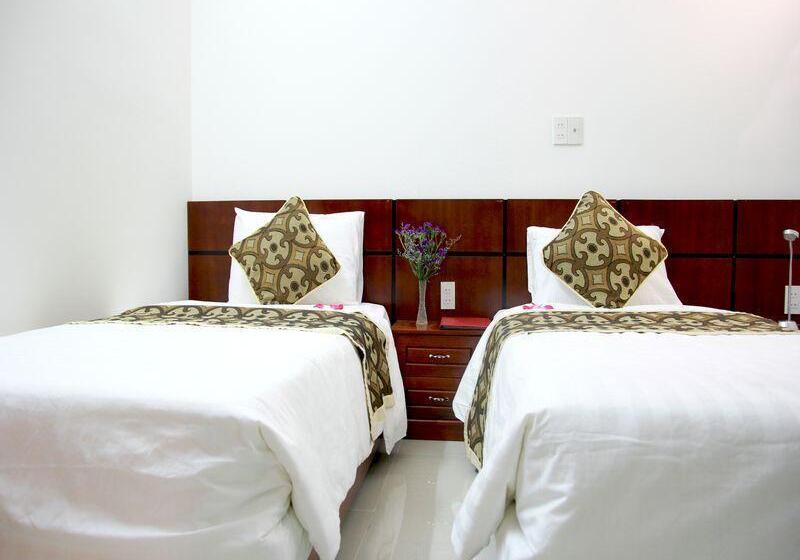 هتل Hoi An Golden Horse Villa