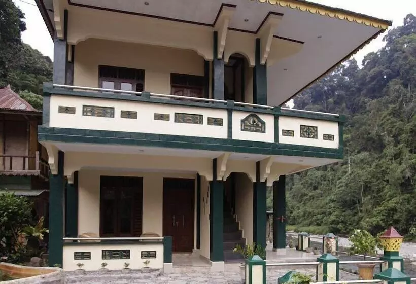Hotelli Indra Valley Inn Bukit Lawang
