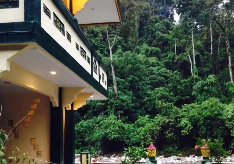 Hotelli Indra Valley Inn Bukit Lawang