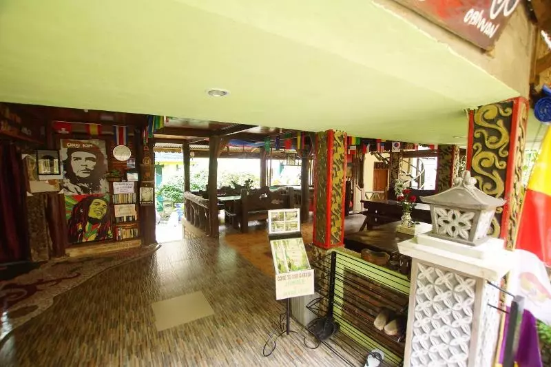 Hotelli Indra Valley Inn Bukit Lawang