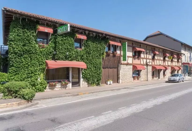 ホテル Restaurant Laurent Perreal