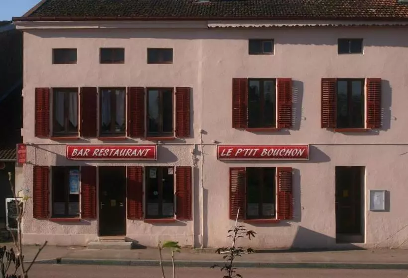Hotelli Le P'tit Bouchon