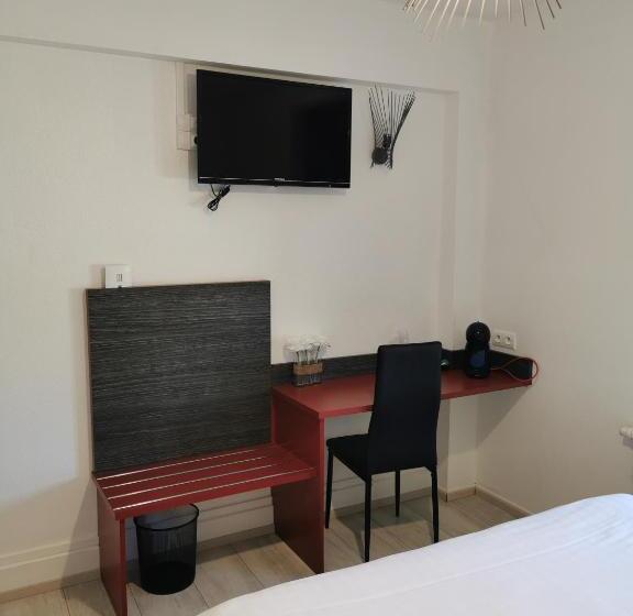 Отель Le P'tit Bouchon