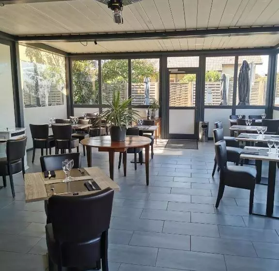Hotelli Le P'tit Bouchon