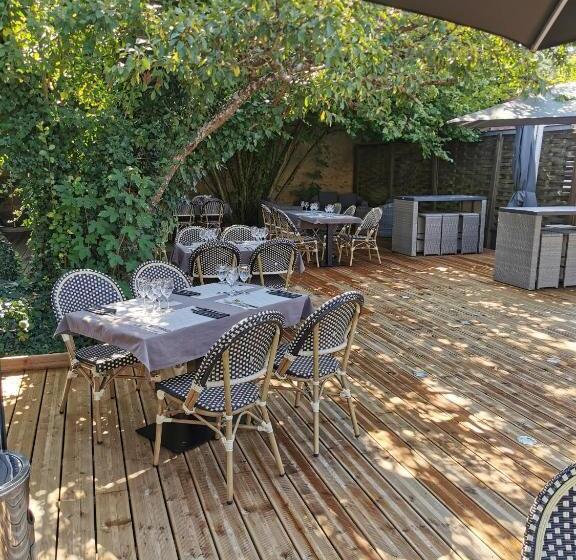 Отель Le P'tit Bouchon