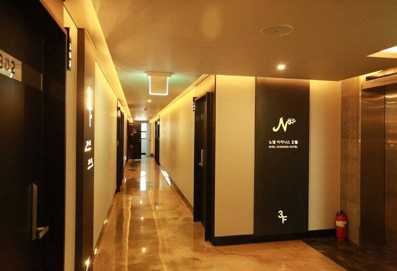 Hotel Noel Business