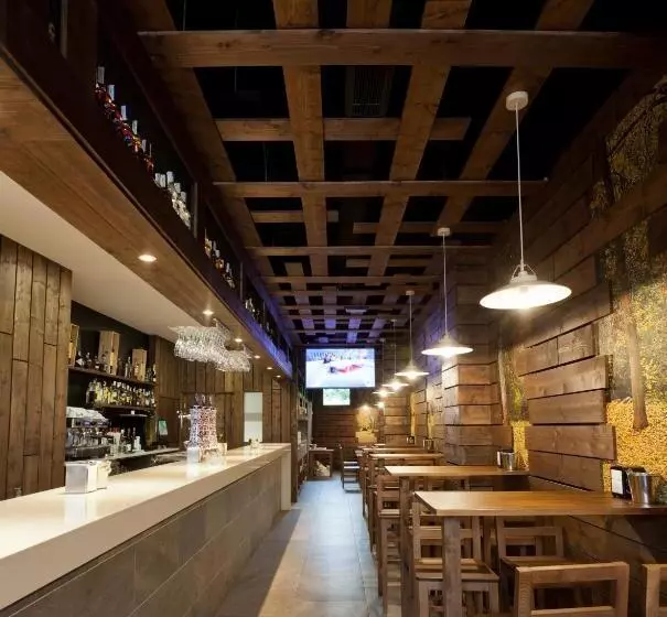 هتل Pension Restaurante Casa Camiño
