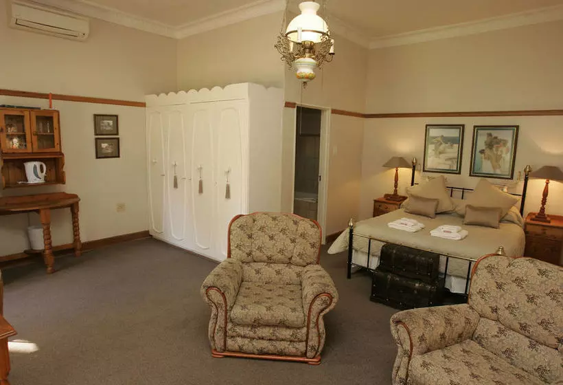 پانسیون Haldon Estates