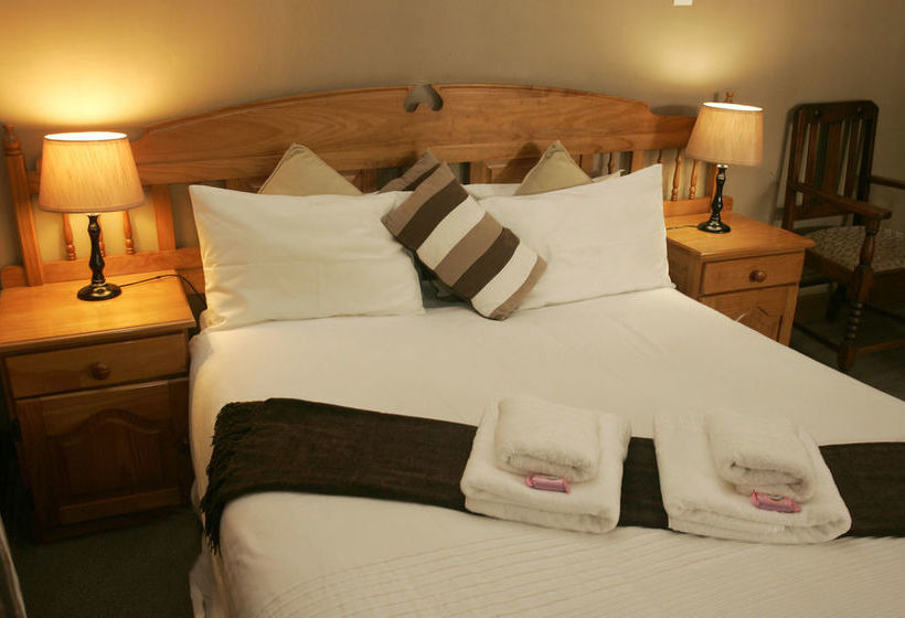 פנסיון Haldon Estates