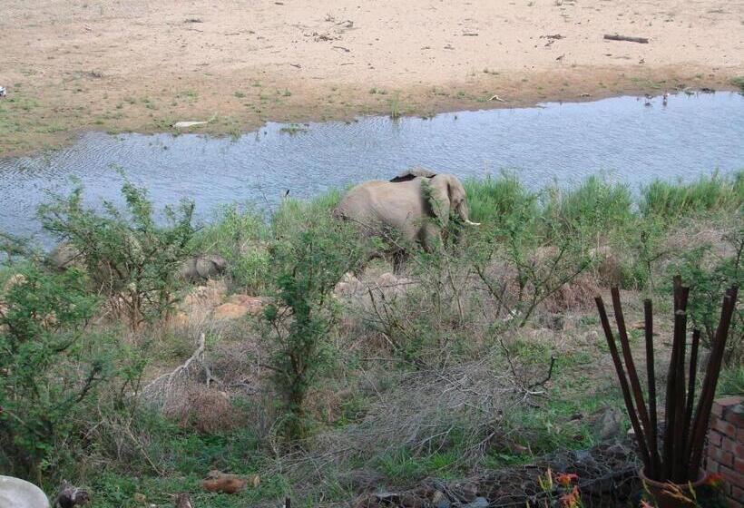 פנסיון Hennie's Rest