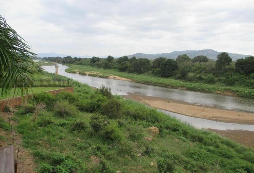 פנסיון Hennie's Rest