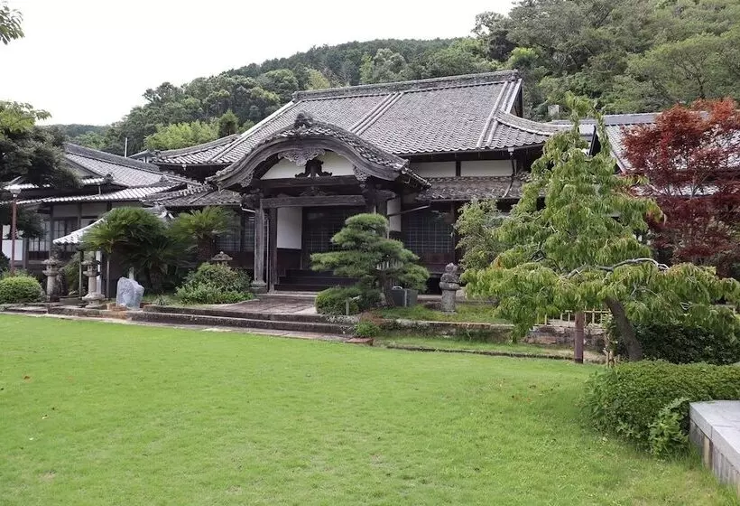 ペンション Temple Stay Tsushima Seizanji