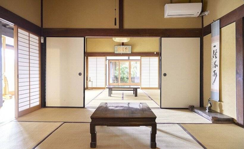 بنسيون Temple Stay Tsushima Seizanji