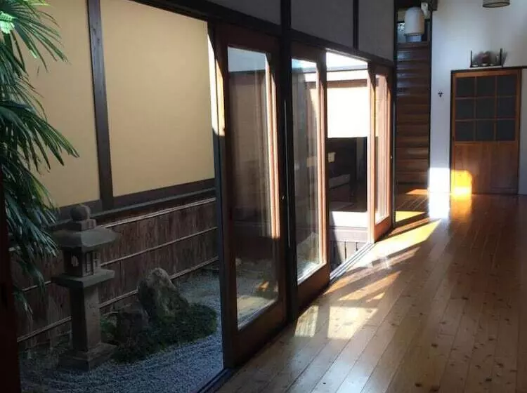 ペンション Temple Stay Tsushima Seizanji