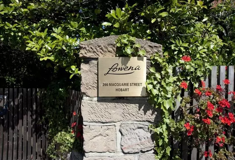 Aamiaismajoitus (B&B) Lowena Cafe And Accommodation