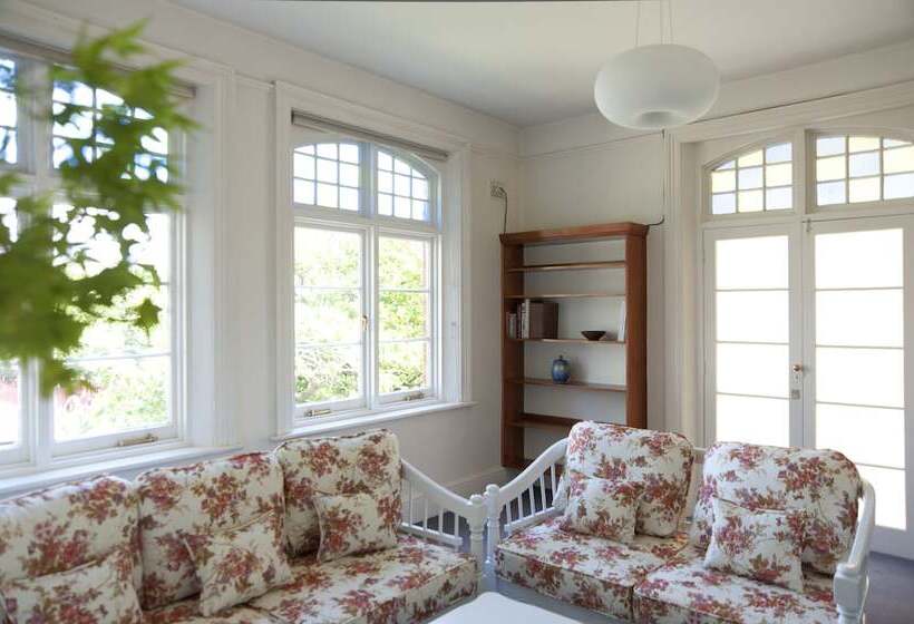 צימר Lowena Cafe And Accommodation