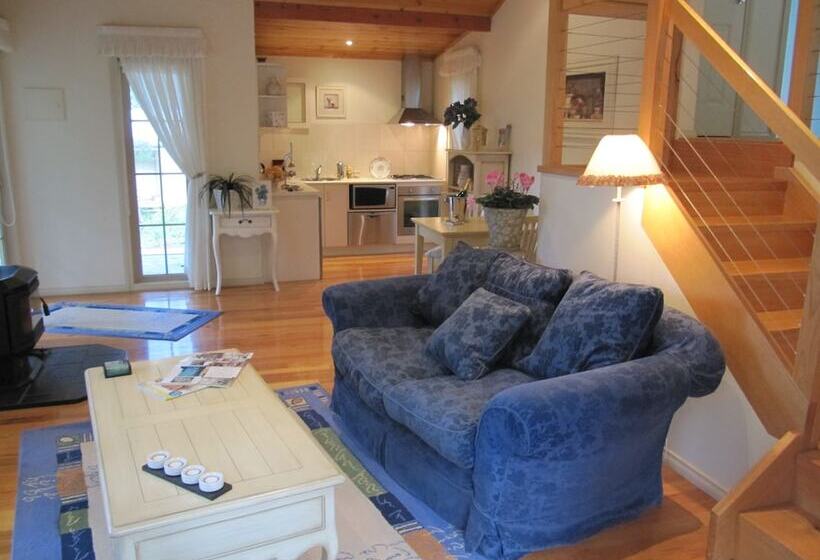 ベッドアンドブレックファースト Myers Creek Cascades Luxury Cottages