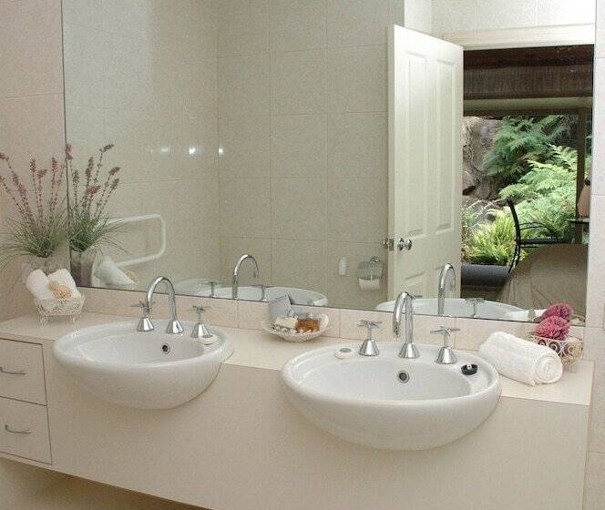 ベッドアンドブレックファースト Myers Creek Cascades Luxury Cottages