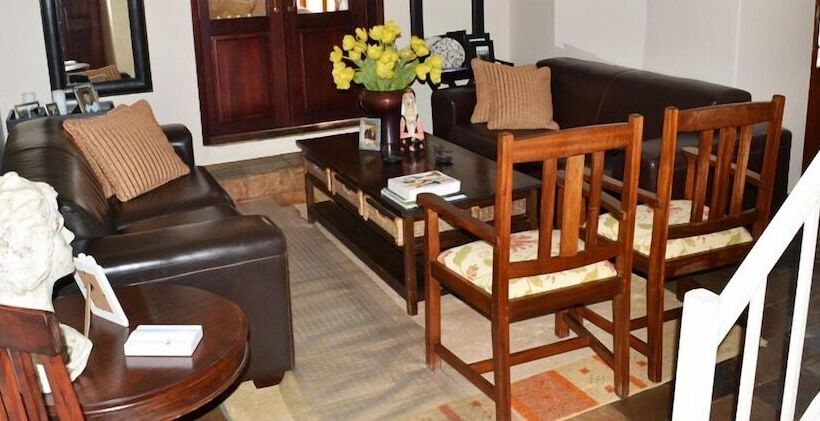 צימר Riverwalk B And B