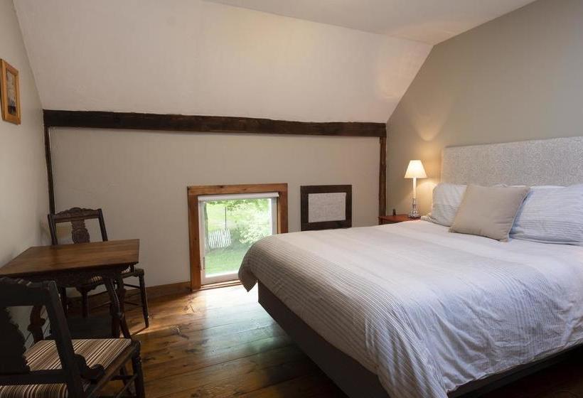 مبيت وإفطار The Karass Inn