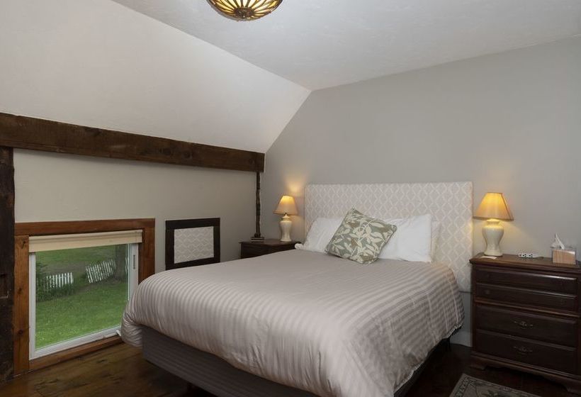 مبيت وإفطار The Karass Inn