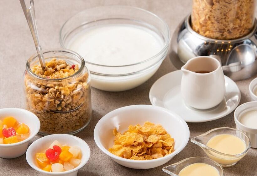 Apa Hotel Ochanomizu Ekikita